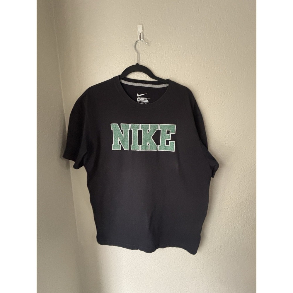 Nike Regular Fit Black Tee T-Shirt Men's X-Large Short Sleeves Nike